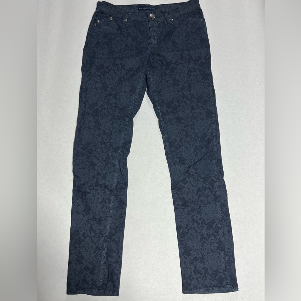 Rock and republic Berlin flower pattern jeans. Size 10